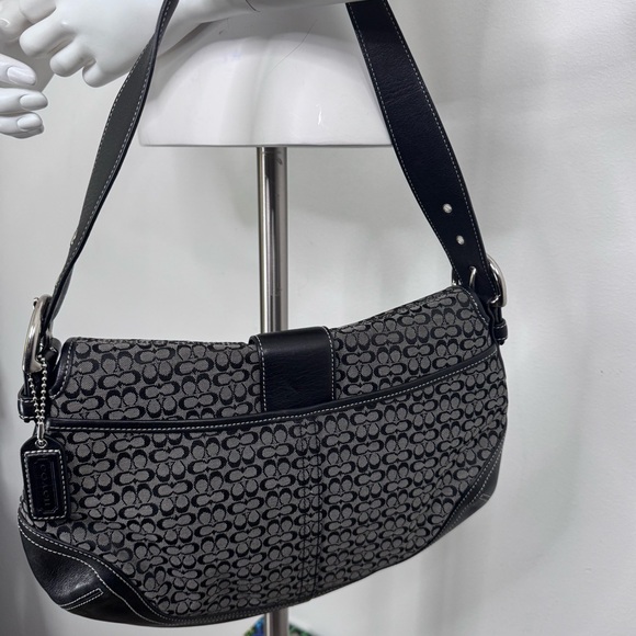 Coach Bag - Picture 2 of 12